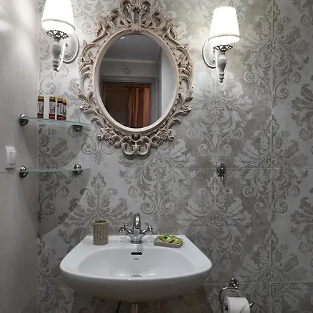 Skiron Junior Suite. *