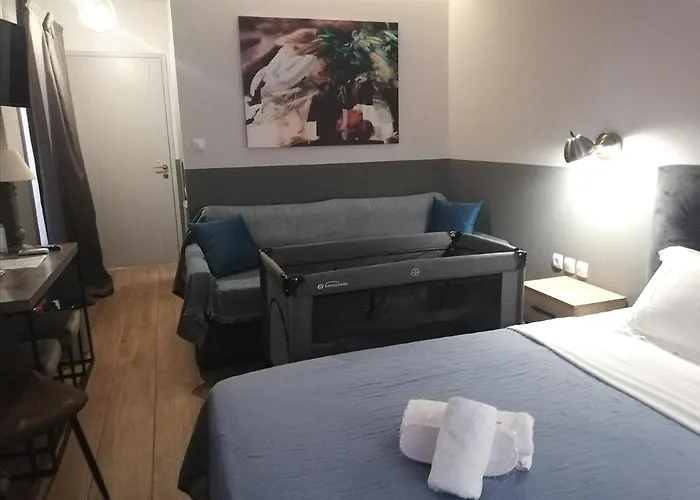 Skiron Junior Suite. *